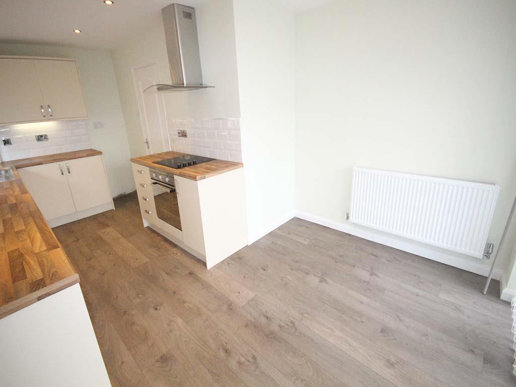3 bedroom semi detached bungalow To Let in Barnoldswick - IMG_5773.jpg